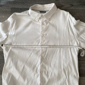 Tasc men’s white long sleeve button down dress shirt. Size M